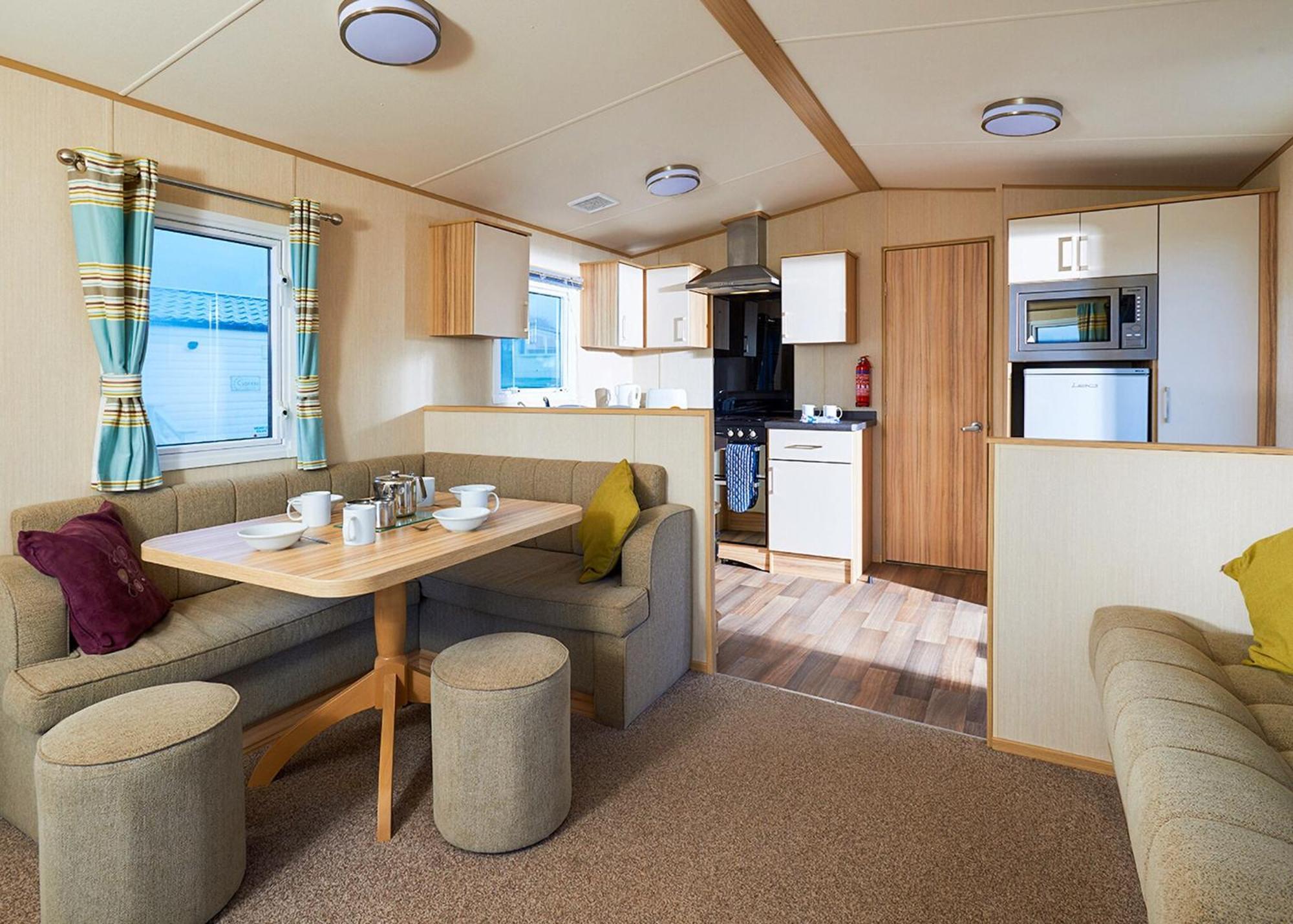 Meadow Lakes Holiday Park St Austell Rum bild