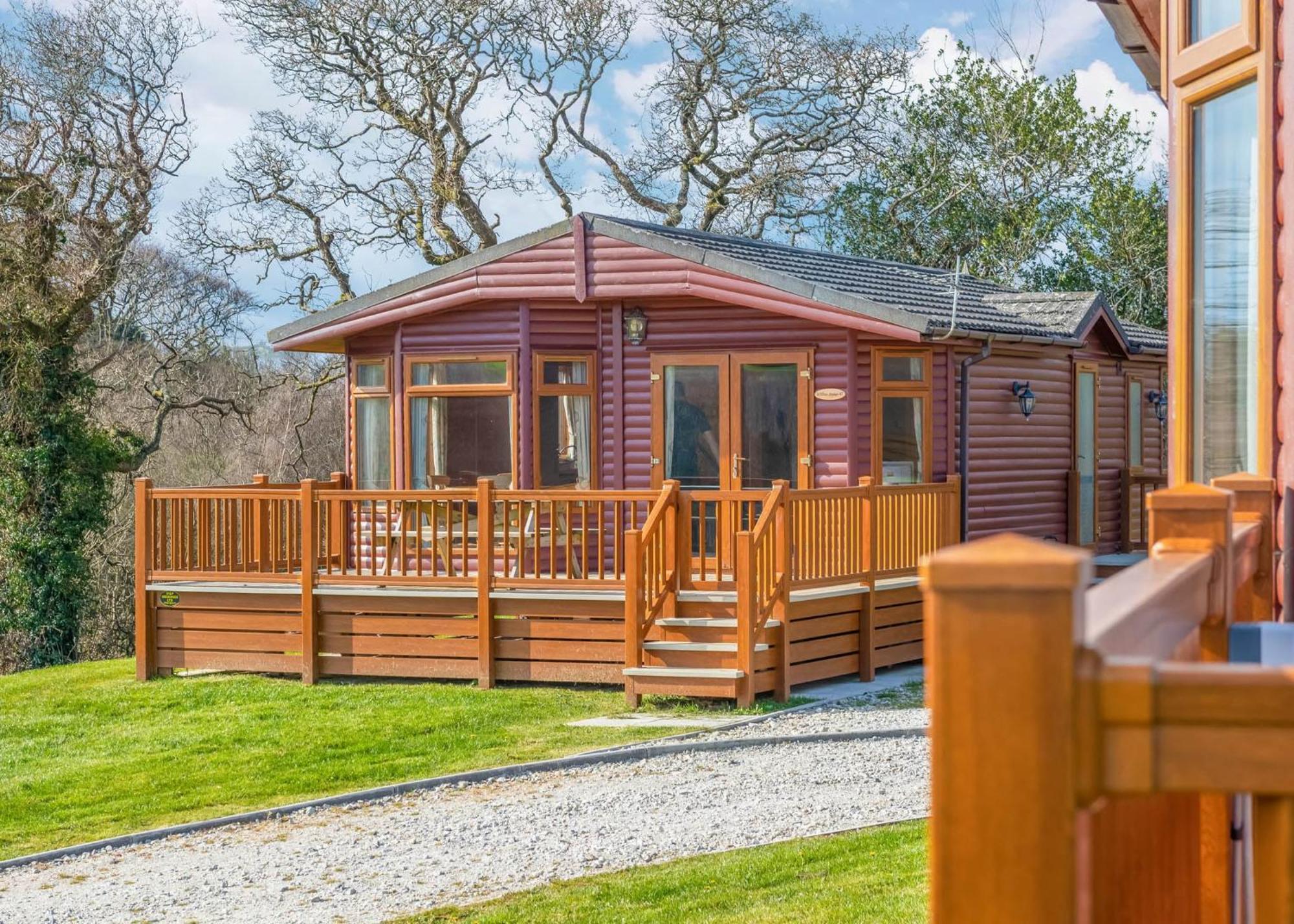 Meadow Lakes Holiday Park St Austell Exteriör bild